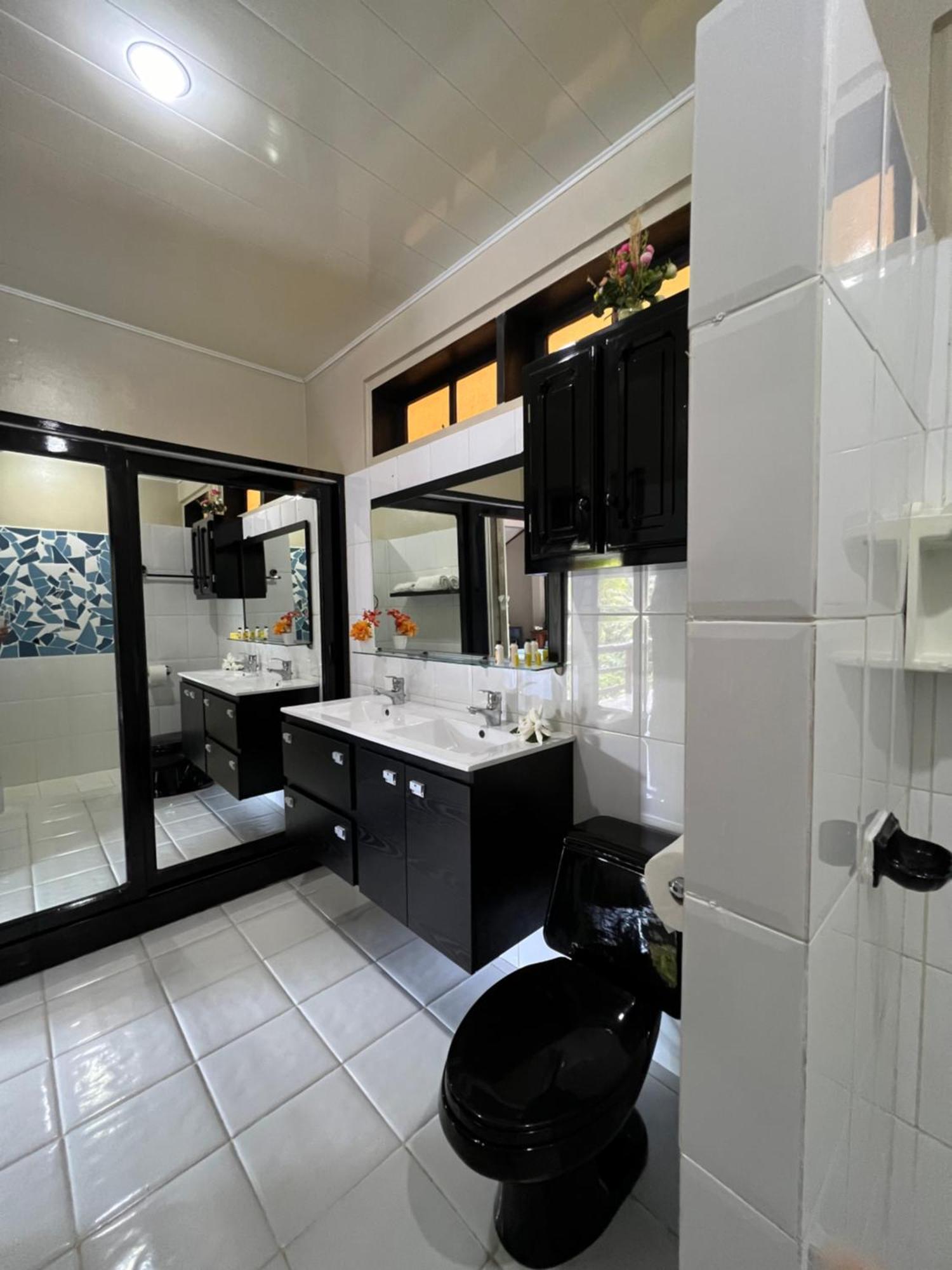 Rupe Rupe Lodge Uturoa Luaran gambar